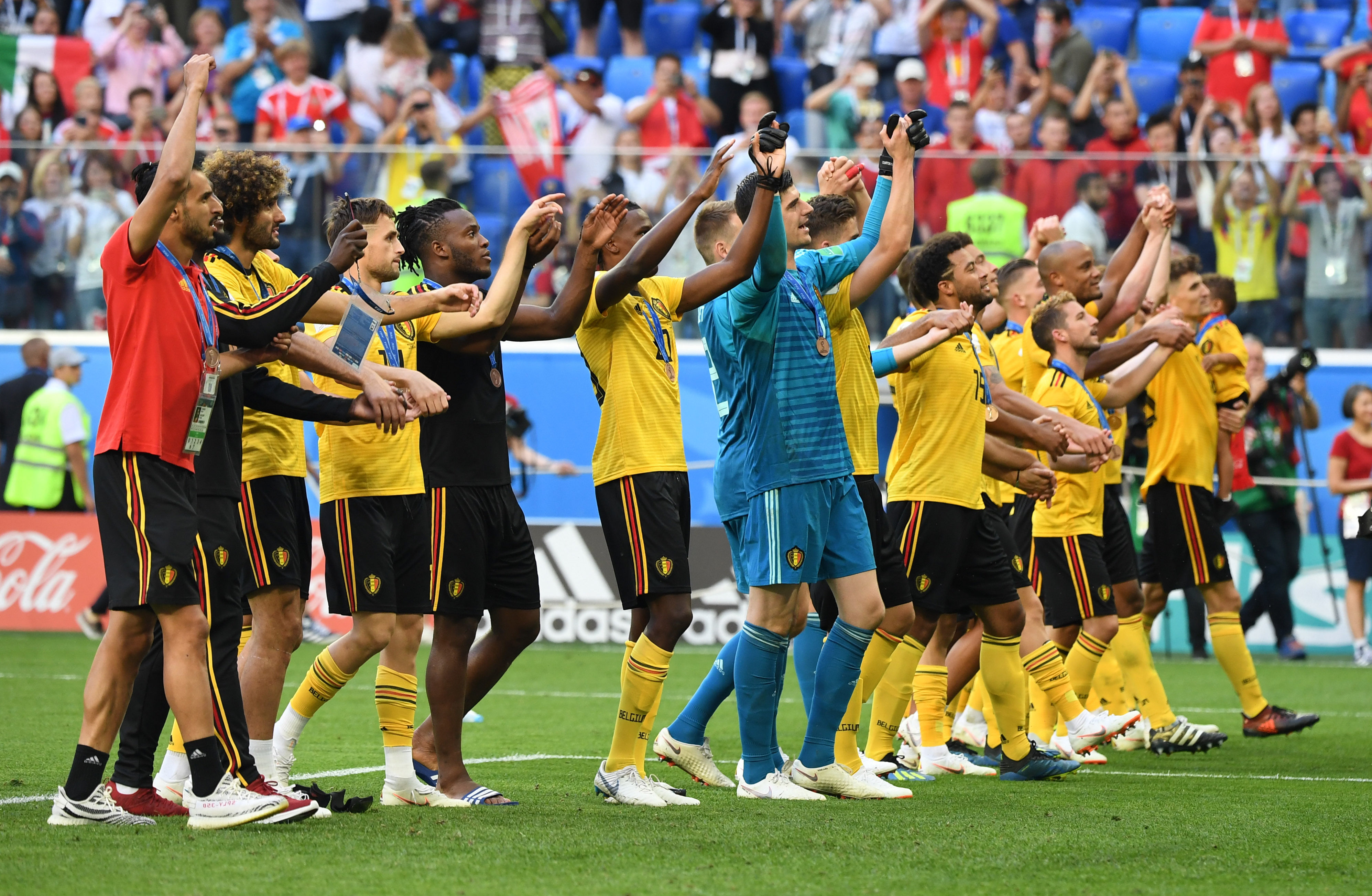 孔帕尼执教德甲前50场126分，历史仅次于瓜迪奥