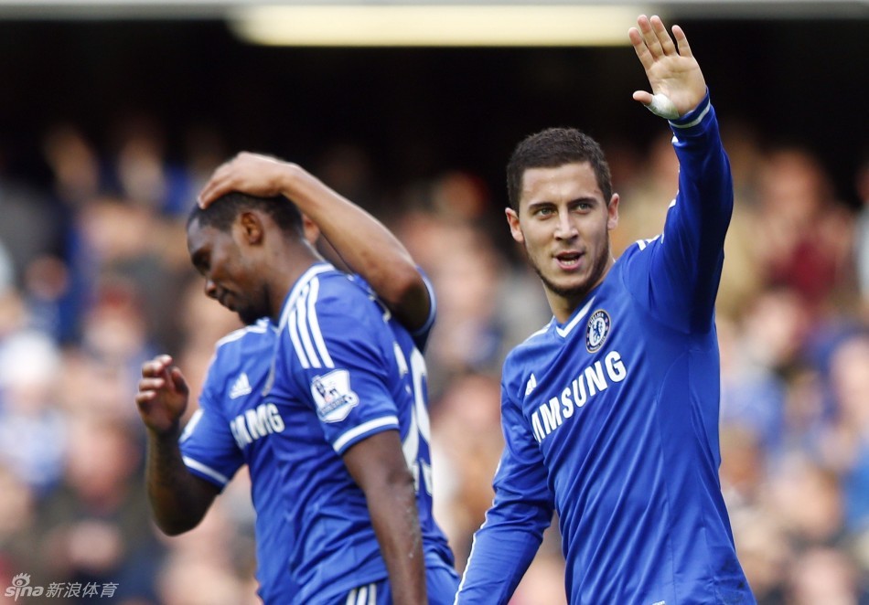 半场：皇马1-0马竞，巴尔韦德任意球世界波，罗德里戈失良机