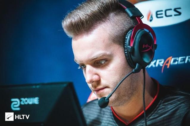 永夜之刃极致黑暗幻想主视觉